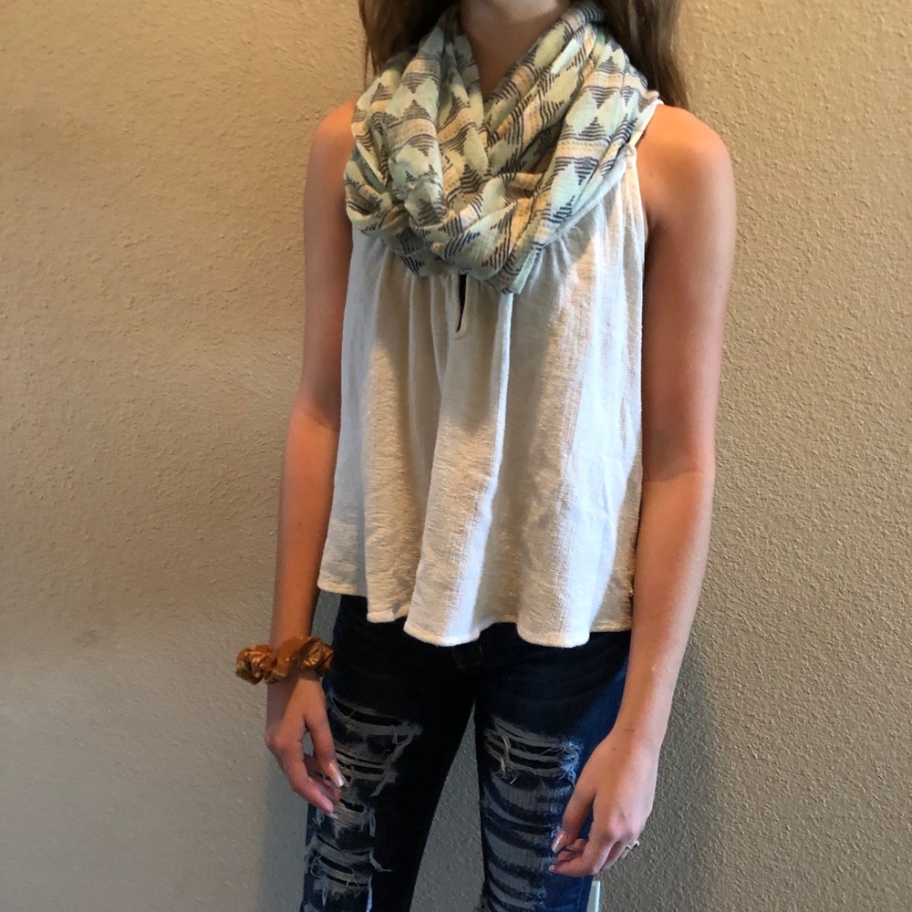 Cute pattern scarf